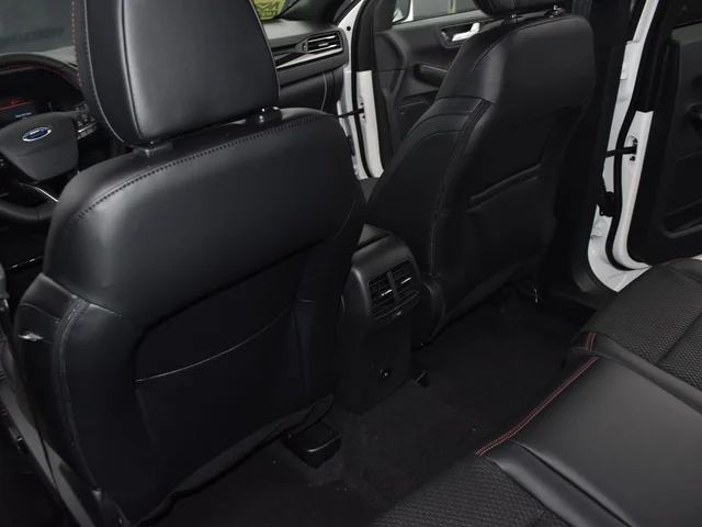 Nuevos FORD ESCAPE à Estados chez autogozo