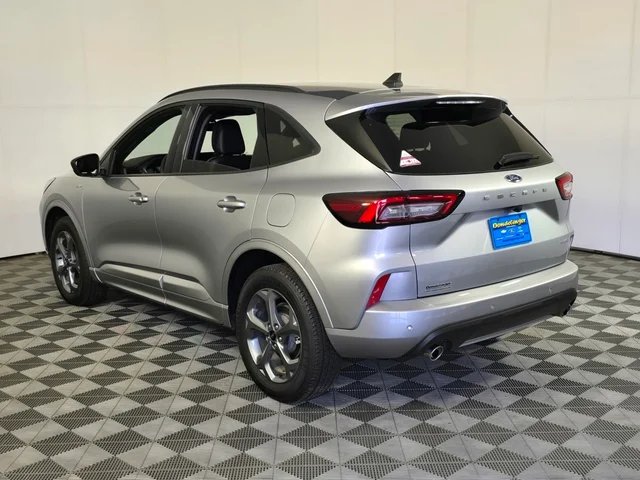 SEMINUEVOS FORD Escape at Brainerd  in Dondelinger Chevrolet