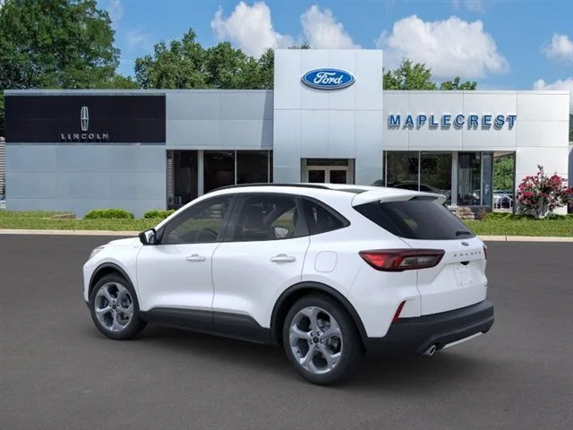 Nuevos FORD ESCAPE at Maplecrest Ford Lincoln of Union in Vauxhall