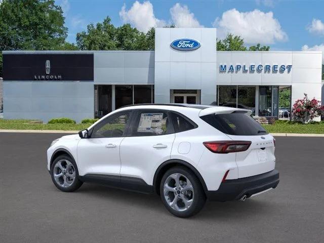 Nuevos FORD ESCAPE at Maplecrest Ford Lincoln of Union in Vauxhall