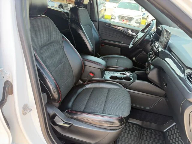 SEMINUEVOS FORD Escape a Estados en autogozo
