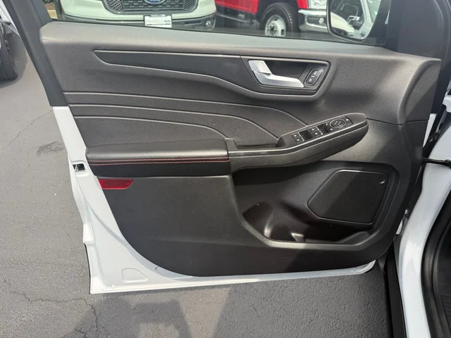 SEMINUEVOS FORD Escape a Estados en autogozo