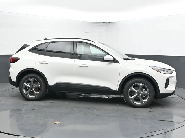 Nuevos FORD ESCAPE HYBRID à Estados chez autogozo