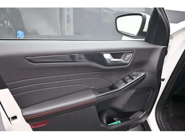 Nuevos FORD ESCAPE HYBRID à Estados chez autogozo