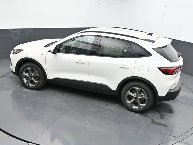 Nuevos FORD ESCAPE HYBRID à Estados chez autogozo