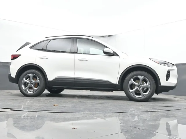 Nuevos FORD ESCAPE HYBRID à Estados chez autogozo