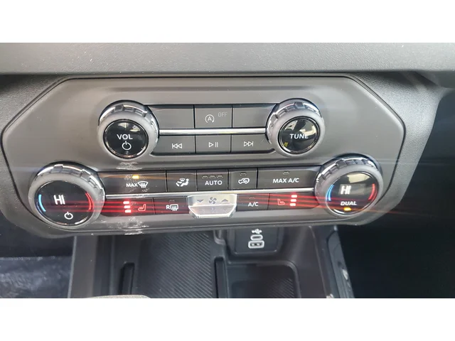 Nuevos FORD BRONCO à Estados chez autogozo