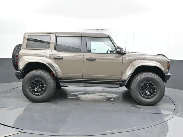 Nuevos FORD BRONCO à Estados chez autogozo