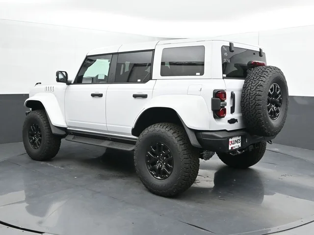 Nuevos FORD BRONCO à Estados chez autogozo