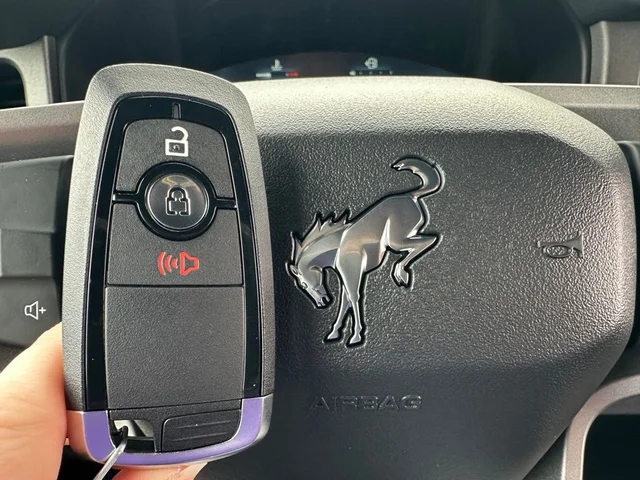 Nuevos FORD BRONCO à Estados chez autogozo