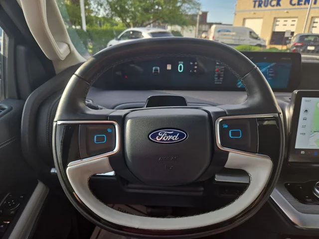 SEMINUEVOS FORD Expedition a Estados en autogozo