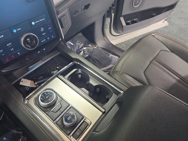 SEMINUEVOS FORD Expedition a Estados en autogozo