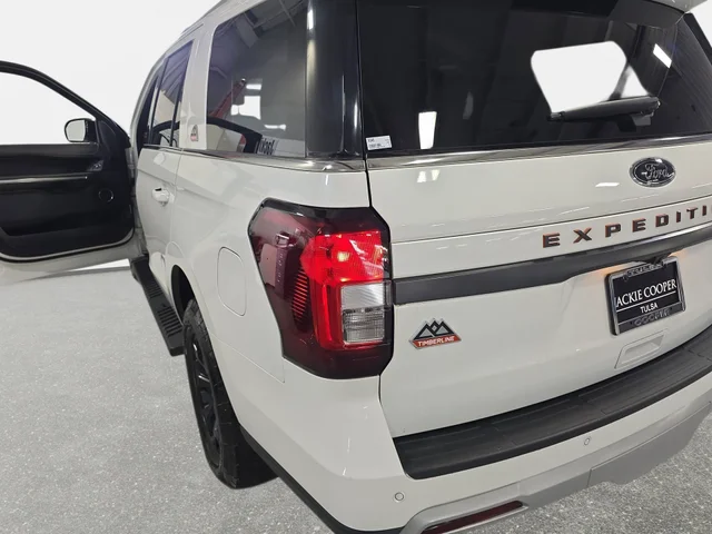 SEMINUEVOS FORD Expedition a Estados en autogozo