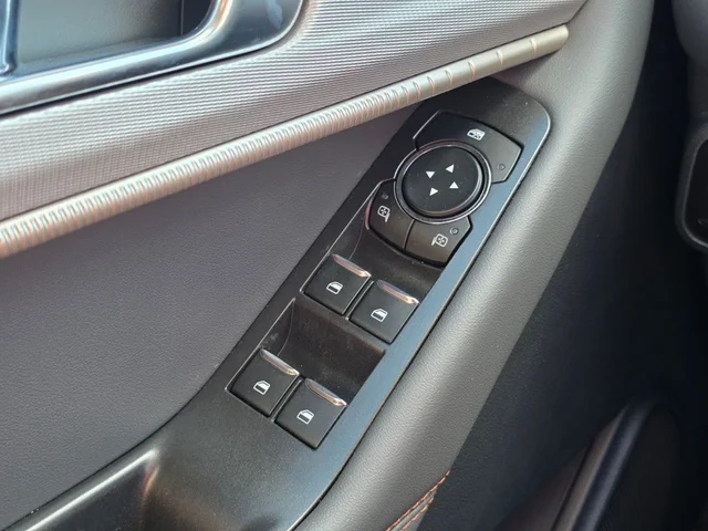Nuevos FORD EXPLORER à Estados chez autogozo