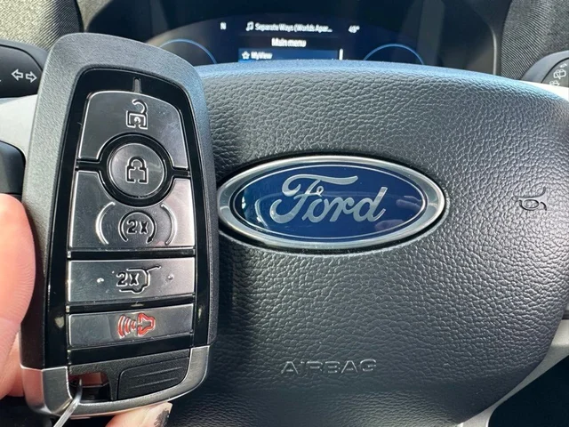 Nuevos FORD EXPLORER à Estados chez autogozo