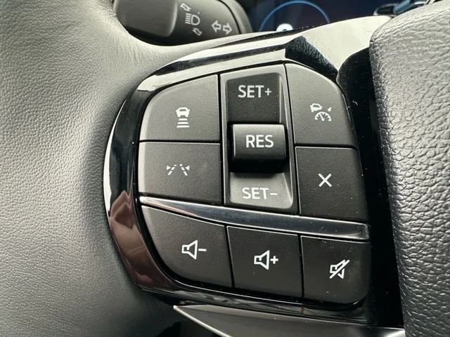 Nuevos FORD EXPLORER à Estados chez autogozo