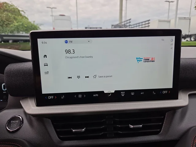 Nuevos FORD EXPLORER à Estados chez autogozo