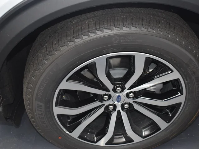 Nuevos FORD EXPLORER à Estados chez autogozo