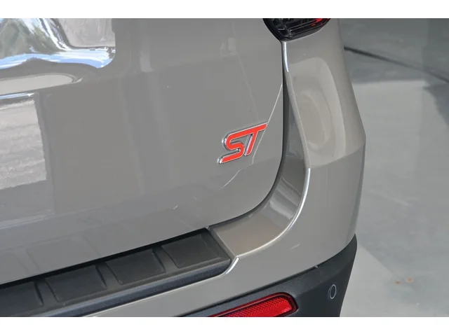 Nuevos FORD EXPLORER à Estados chez autogozo