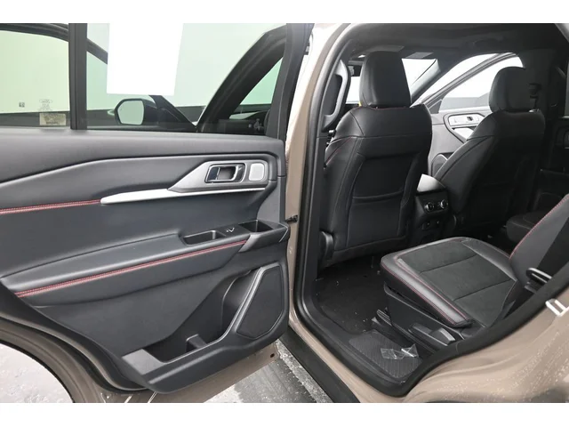 Nuevos FORD EXPLORER à Estados chez autogozo