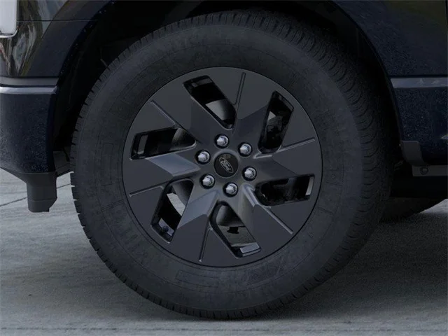Nuevos FORD F-150 LIGHTNING at Huntersville Ford in Huntersville