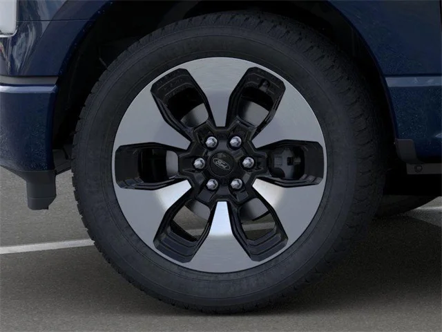Nuevos FORD F-150 LIGHTNING at Huntersville Ford in Huntersville