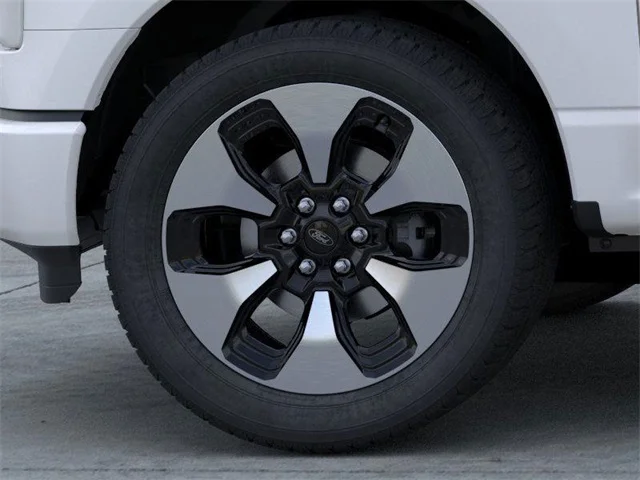 Nuevos FORD F-150 LIGHTNING at Huntersville Ford in Huntersville