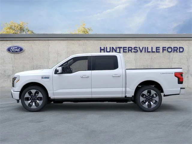 Nuevos FORD F-150 LIGHTNING at Huntersville Ford in Huntersville
