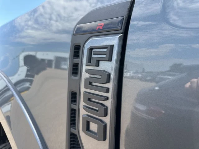 Nuevos FORD F-250SD à Estados chez autogozo