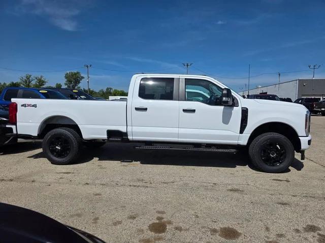 Nuevos FORD F-350SD à Estados chez autogozo