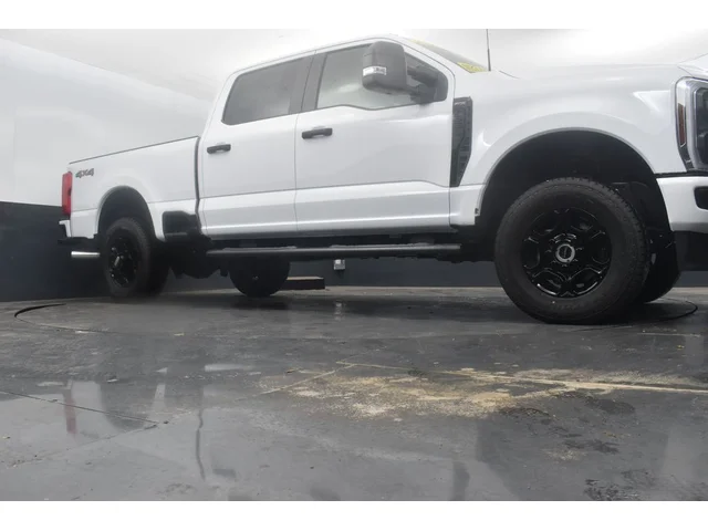 Nuevos FORD F-350SD à Estados chez autogozo