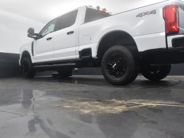 Nuevos FORD F-350SD à Estados chez autogozo