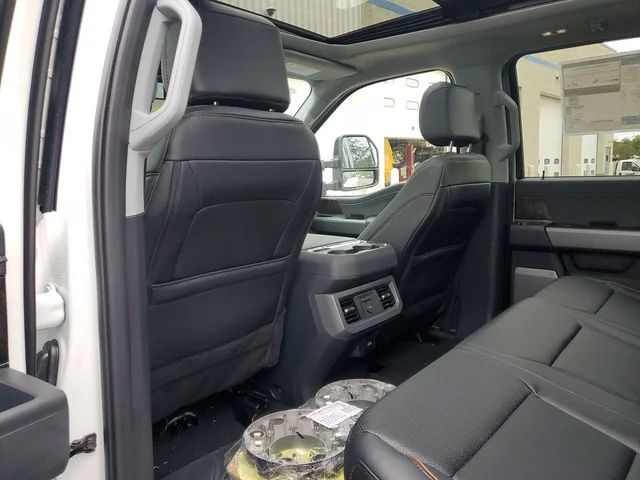 Nuevos FORD F-350SD à Estados chez autogozo