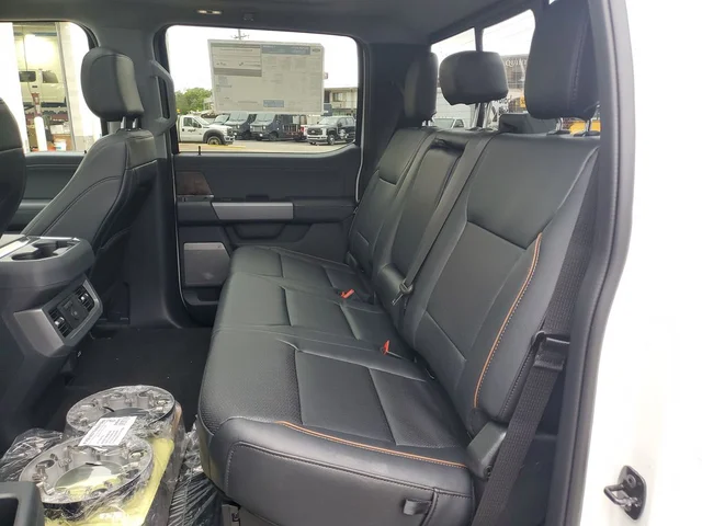 Nuevos FORD F-350SD à Estados chez autogozo