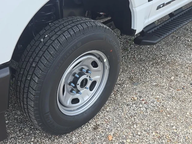 Nuevos FORD F-350SD à Estados chez autogozo