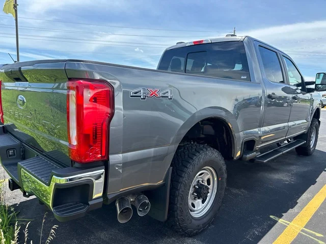 Nuevos FORD F-350SD à Estados chez autogozo