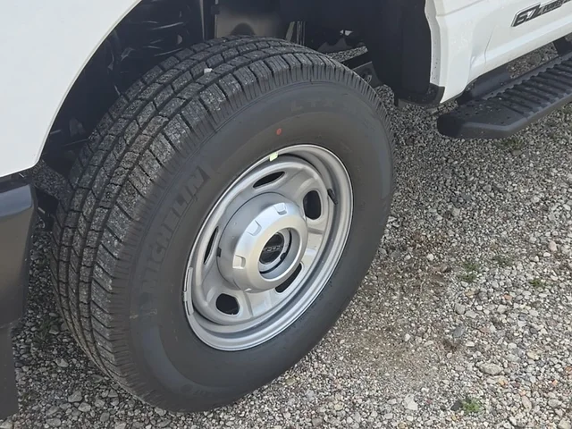 Nuevos FORD F-350SD à Estados chez autogozo