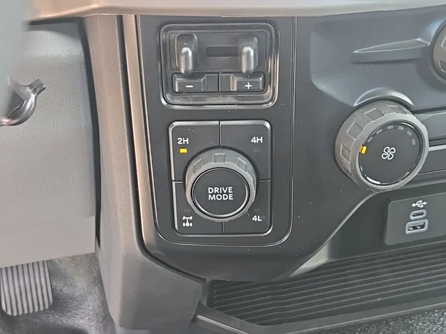 Nuevos FORD F-350SD à Estados chez autogozo