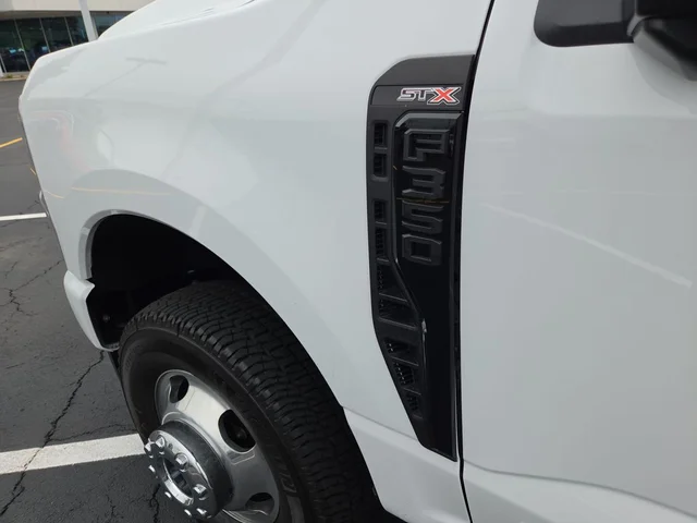 Nuevos FORD F-350SD à Estados chez autogozo