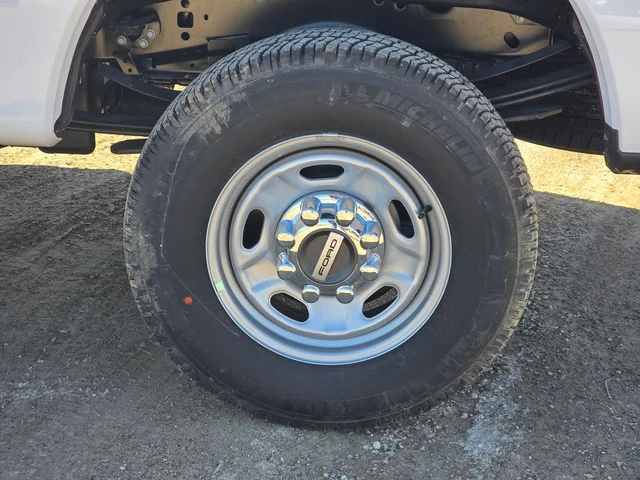 Nuevos FORD F-350SD à Estados chez autogozo