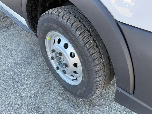 Nuevos FORD TRANSIT-350 à Estados chez autogozo