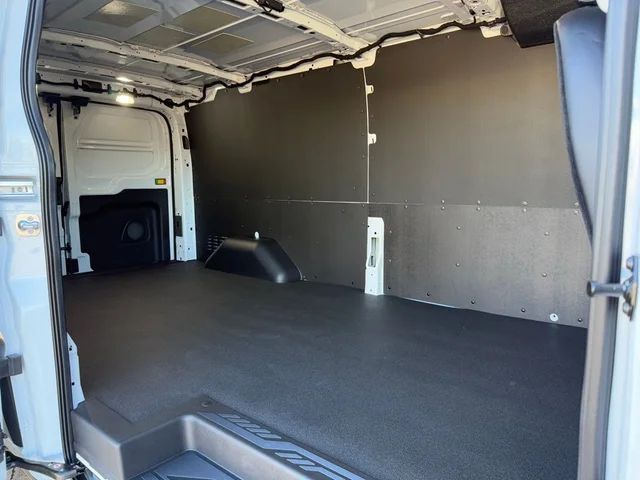 Nuevos FORD TRANSIT-350 à Estados chez autogozo