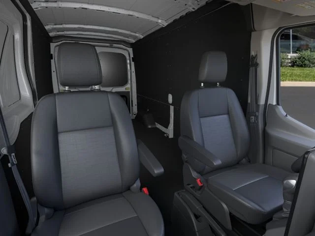 Nuevos FORD TRANSIT-350 at Maplecrest Ford Lincoln of Union in Vauxhall