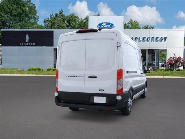 Nuevos FORD TRANSIT-350 at Maplecrest Ford Lincoln of Union in Vauxhall