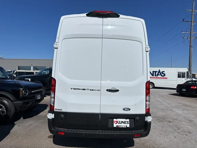 Nuevos FORD TRANSIT-350 à Estados chez autogozo