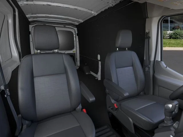 Nuevos FORD TRANSIT-250 at Maplecrest Ford Lincoln of Union in Vauxhall