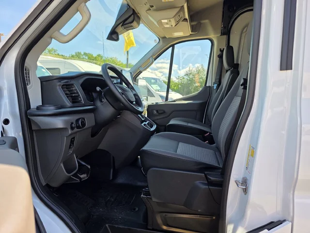 Nuevos FORD TRANSIT-250 à Estados chez autogozo