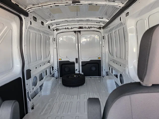 Nuevos FORD TRANSIT-250 à Estados chez autogozo