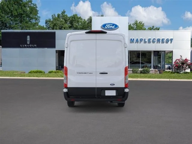 Nuevos FORD TRANSIT-250 at Maplecrest Ford Lincoln of Union in Vauxhall