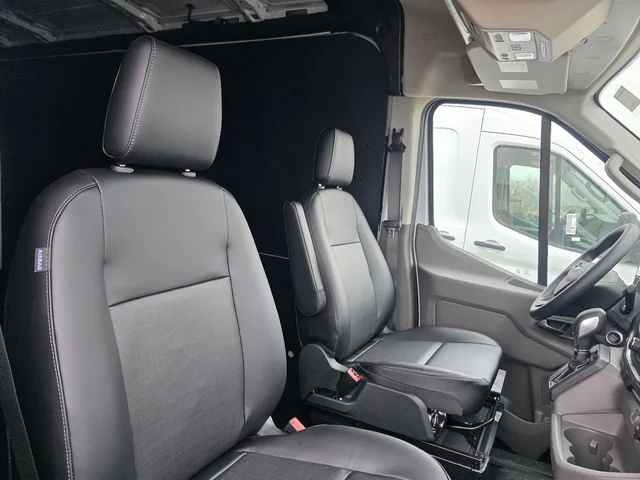 Nuevos FORD TRANSIT-250 à Estados chez autogozo